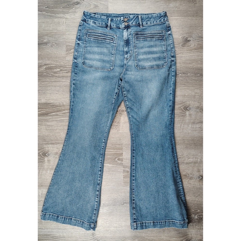 American Eagle Jeans 18L Curvy Super Hi Rise Flare Patch‎ Next Level Stretch